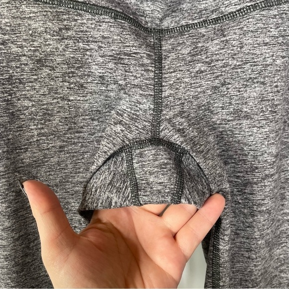 Patagonia Dark Heather Gray Capri Leggings Xsmall - Picture 5 of 5